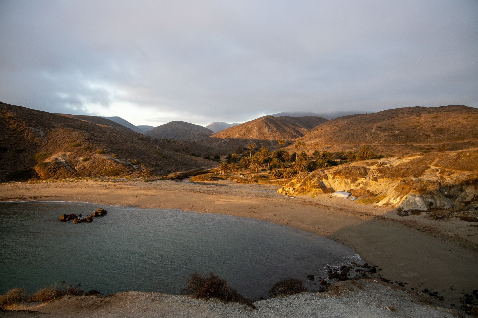 Little Harbor Campground on Catalina Island // Plan a backpacking trip on the Trans-Catalina Trail on Catalina Island with this trail guide with tips on the best campsites, water availability, gear & more
