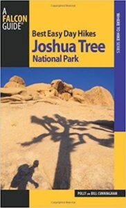 约书亚树最轻松的一天徒步旅行//第一次去约书亚树国家公园?这里有3个最好的约书亚树徒步旅行的细节，以及在哪里住宿的信息。