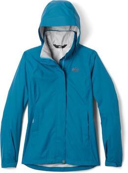 REI Co-op Rainier Rain Jacket //一件适合寒冷天气徒步旅行的实惠外套