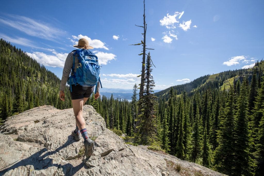 Headed out on a hike? Make sure you pack these top day hiking essentials to ensure you have fun and stay safe out on the trail.