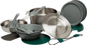 Stanley Adventure Base Camp Cookset / A good cookset is essential for the camp kitchen